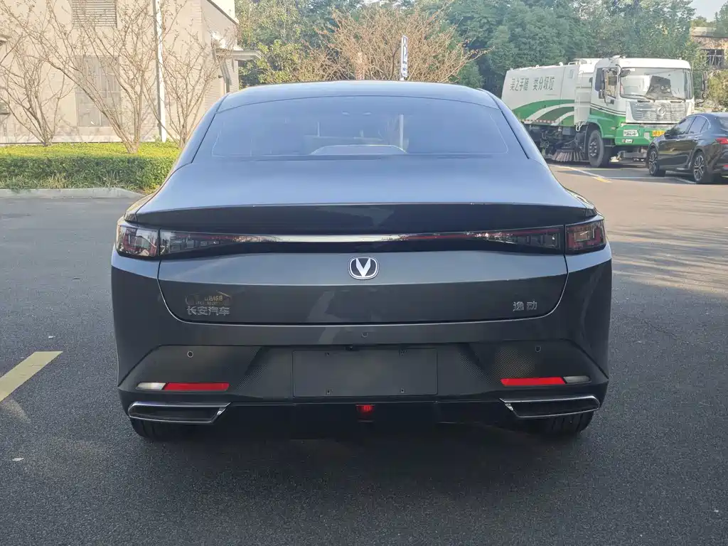 Changan Eado — миниатюра 15