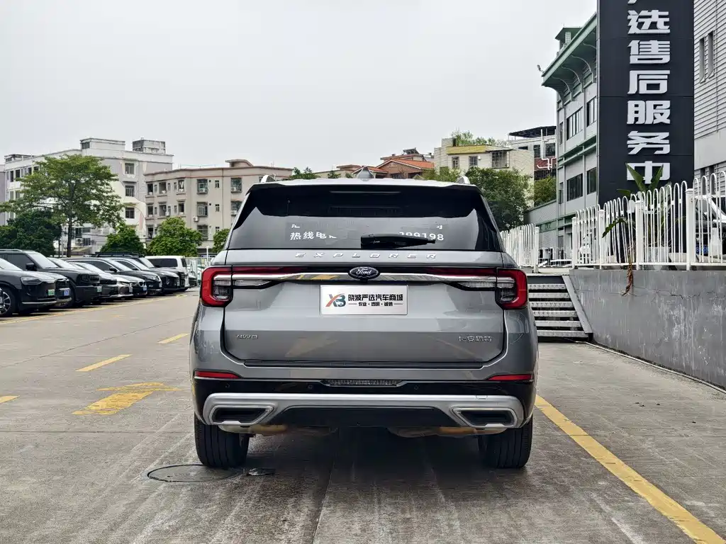 Ford Explorer — миниатюра 4