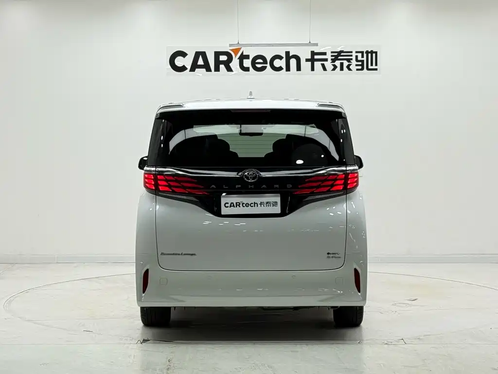 Toyota Alphard 2024 2.5L Premium