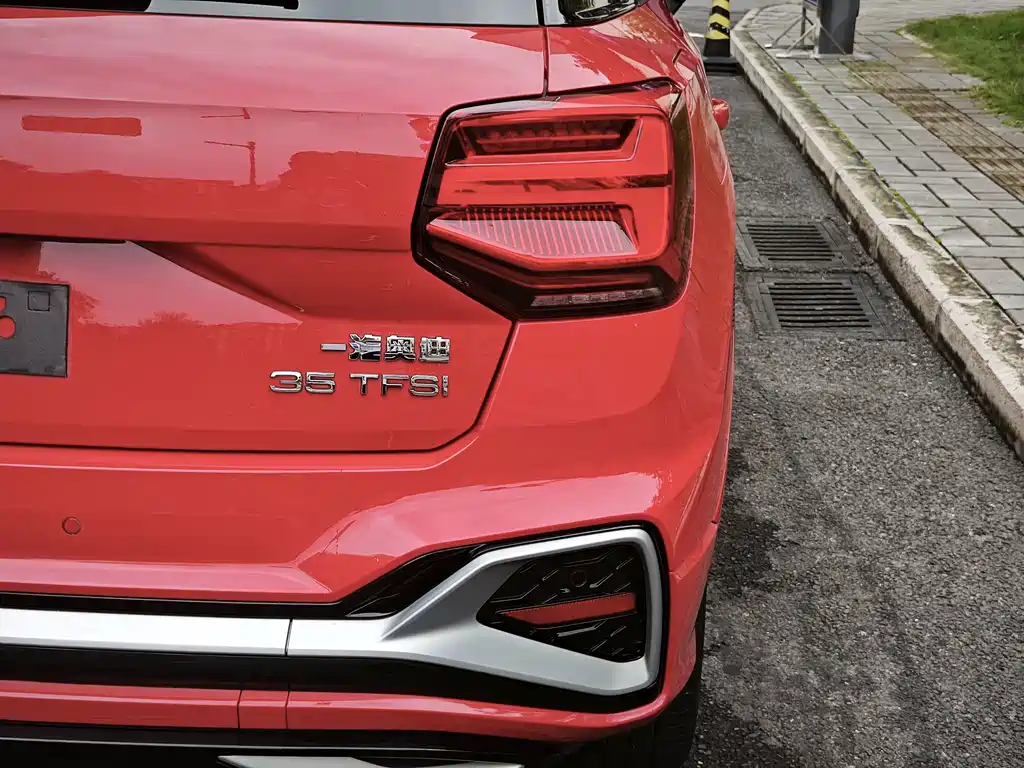 Audi Q2L — миниатюра 10