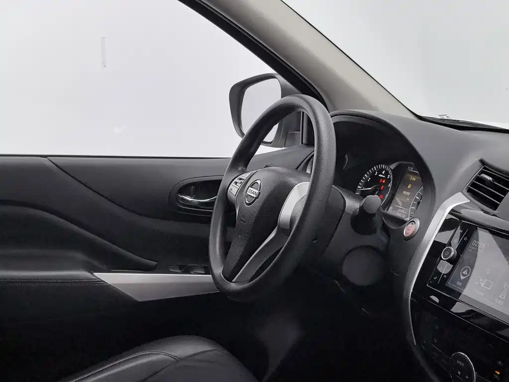 Nissan Terra — миниатюра 22