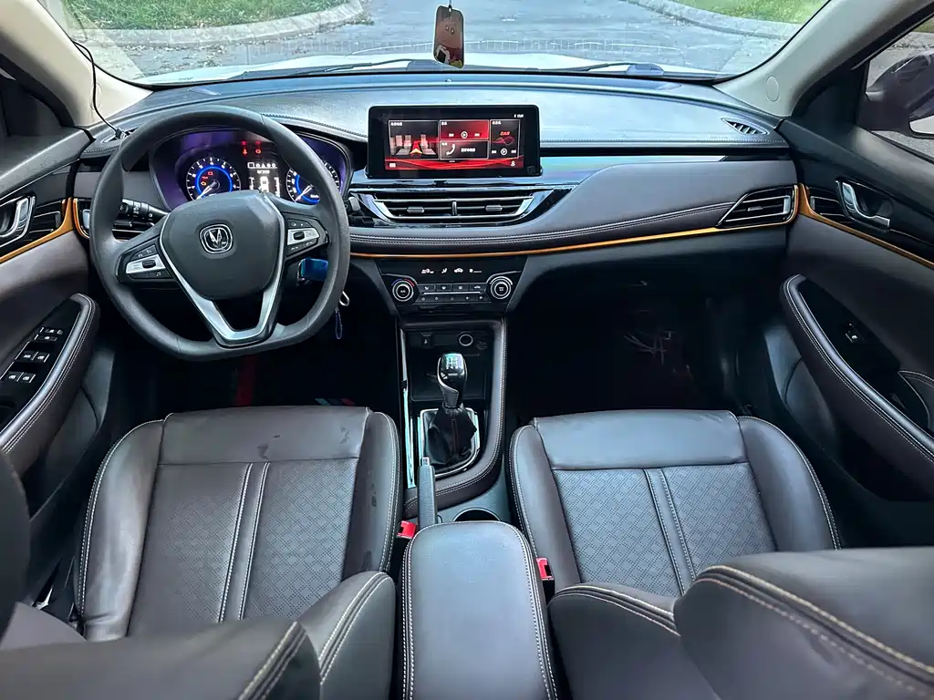 Changan Eado DT — миниатюра 8