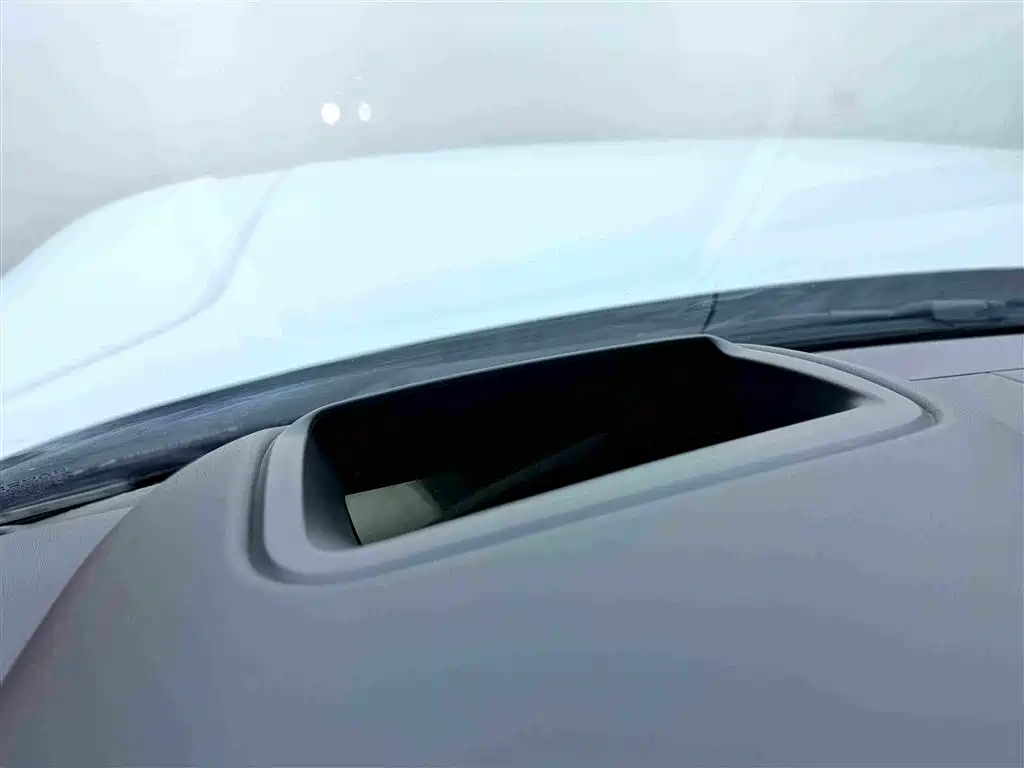 Land Rover Range Rover — миниатюра 15