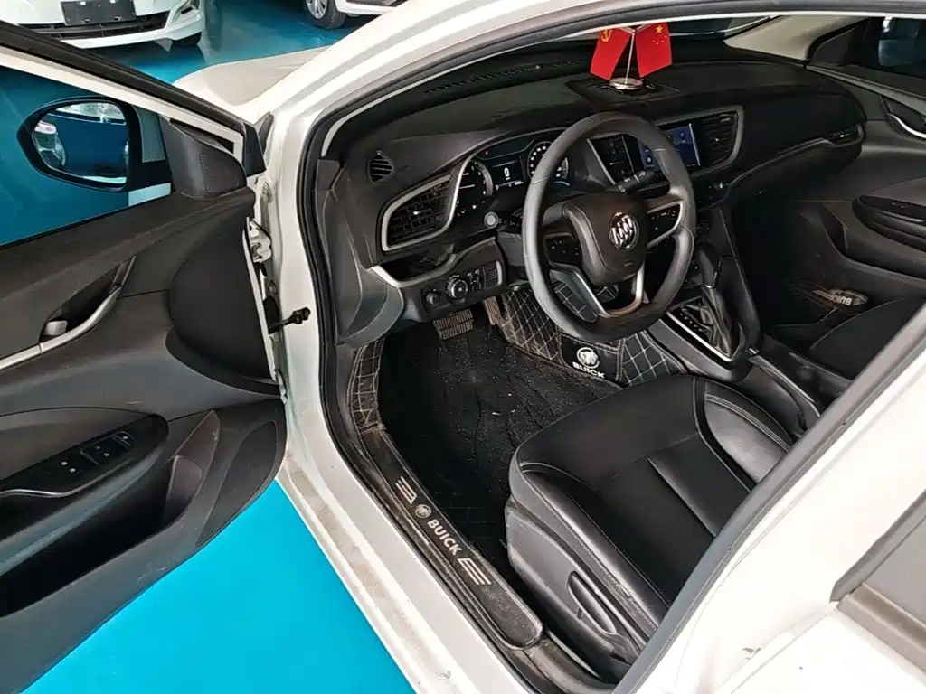 Buick Excelle — миниатюра 12