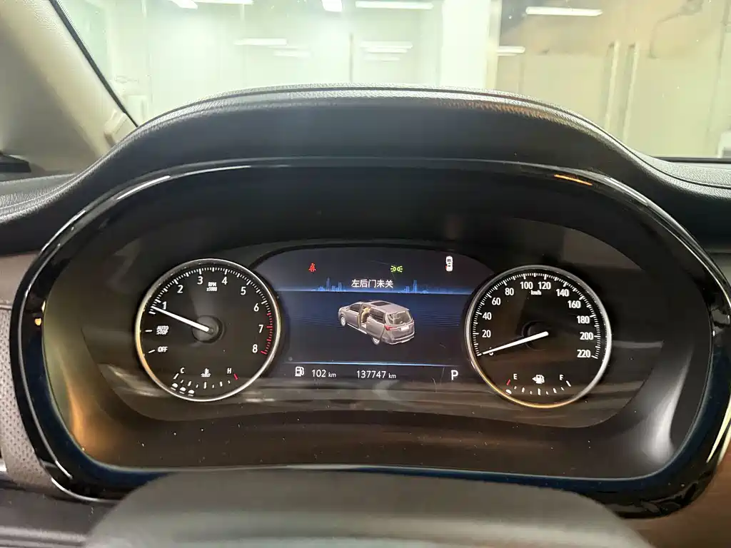 Buick GL8 — миниатюра 18