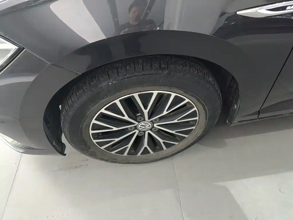 Volkswagen Sagitar — миниатюра 23