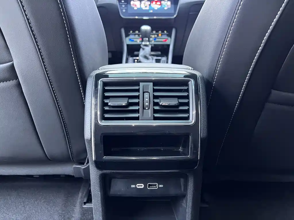 Skoda Superb — миниатюра 14