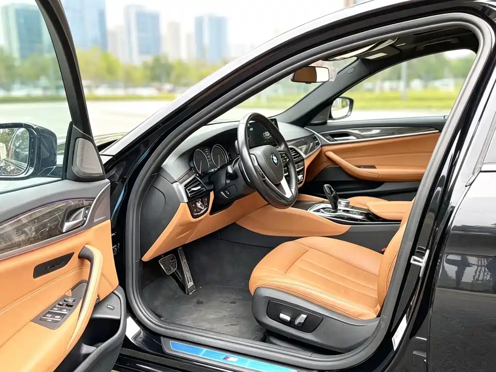 BMW 5 Series — миниатюра 8