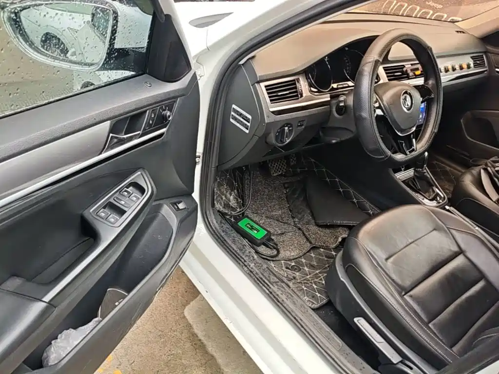 Volkswagen Bora — миниатюра 16