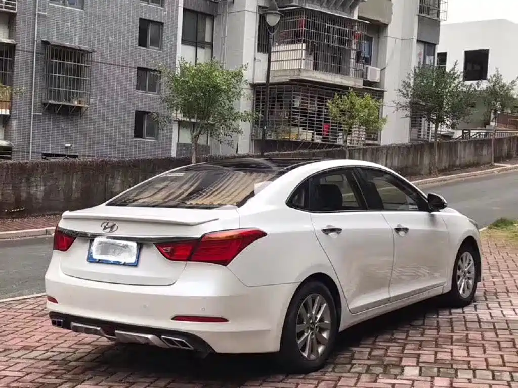 Hyundai Mistra — миниатюра 6