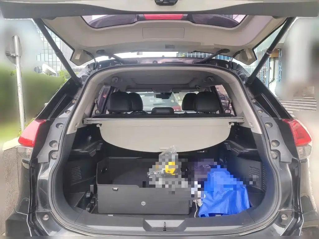 Nissan X-Trail — миниатюра 15