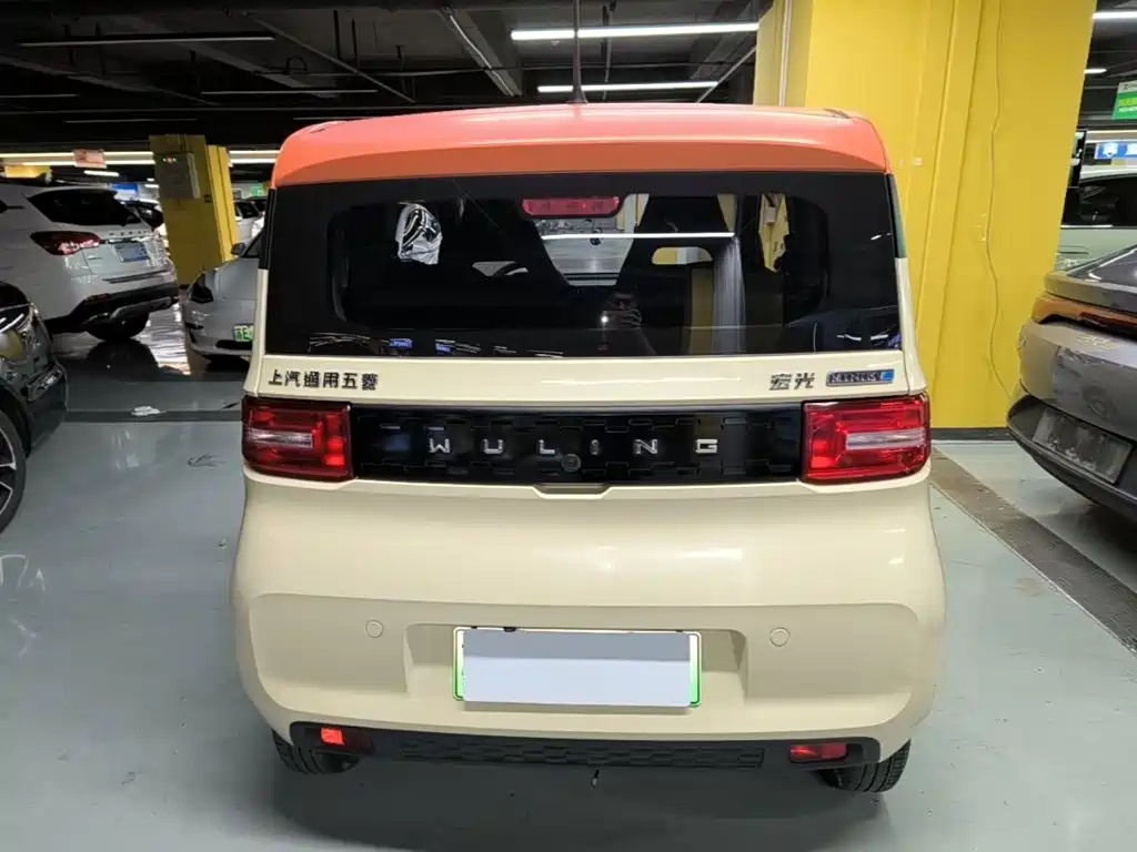 Wuling MINIEV — миниатюра 6