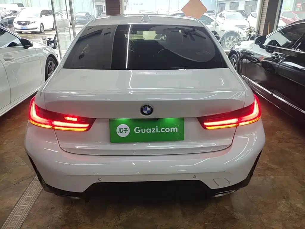BMW 3 Series — миниатюра 6