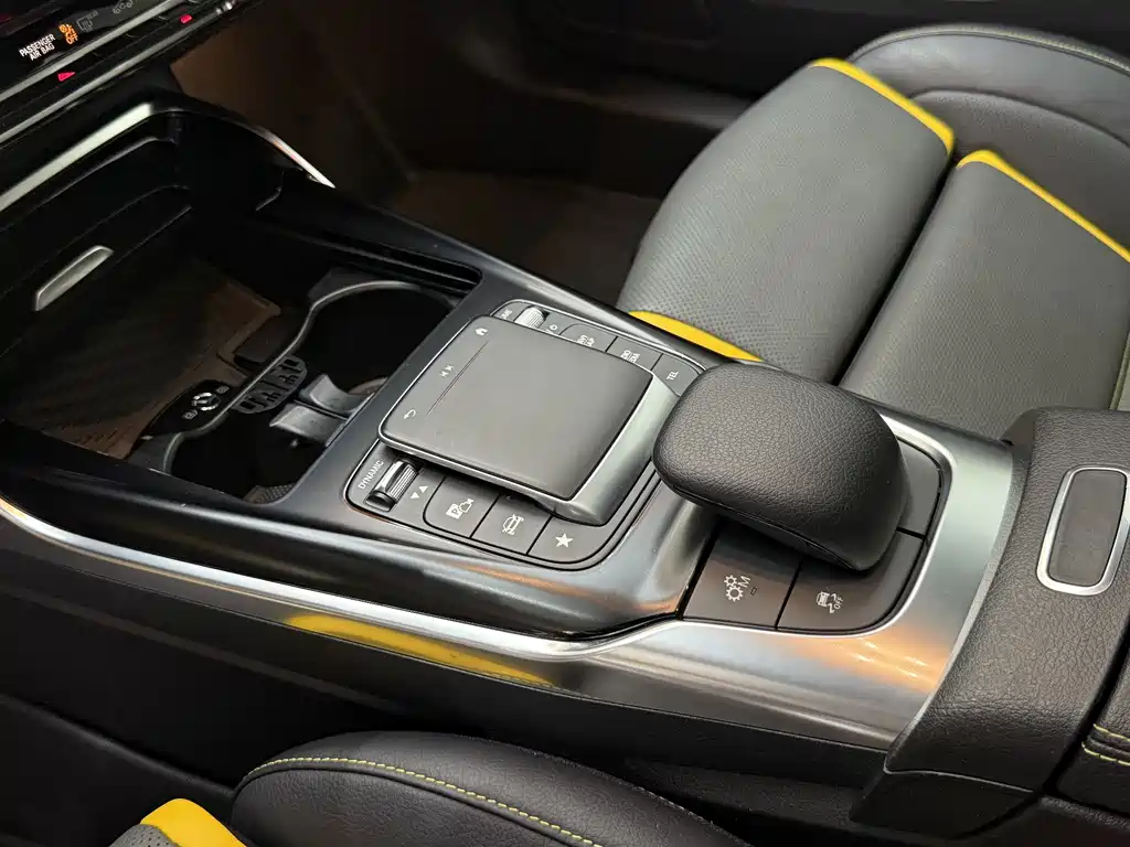 Mercedes-Benz A-Class AMG (Import) — миниатюра 9