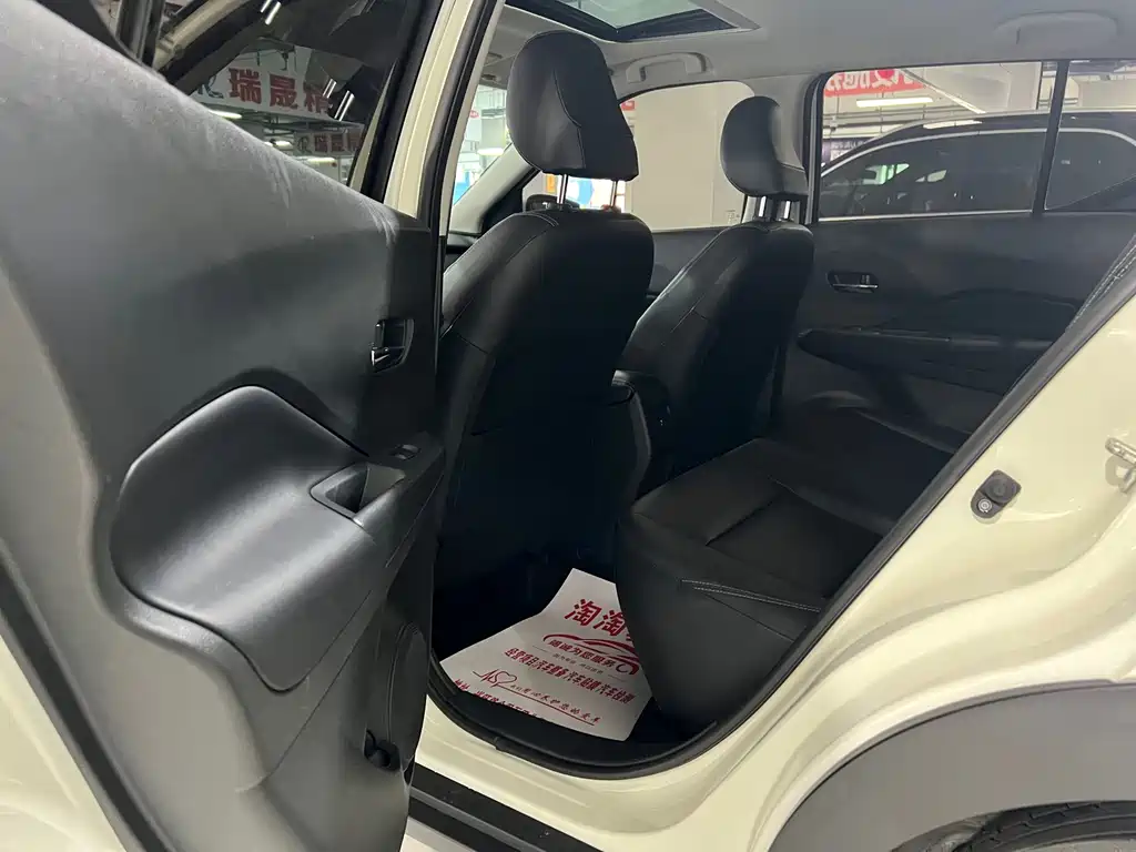Nissan Kicks — миниатюра 9