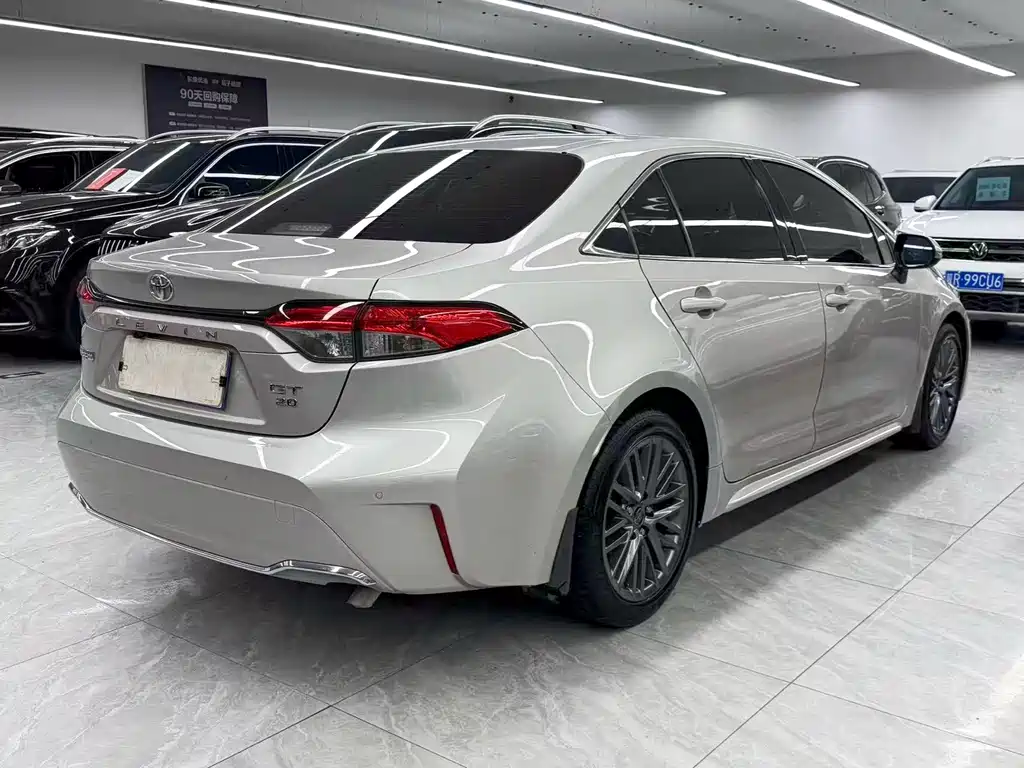 Toyota Lingshang 2021 2.0L Luxury