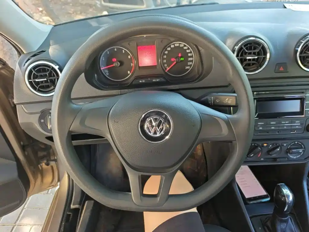 Volkswagen Jetta — миниатюра 11
