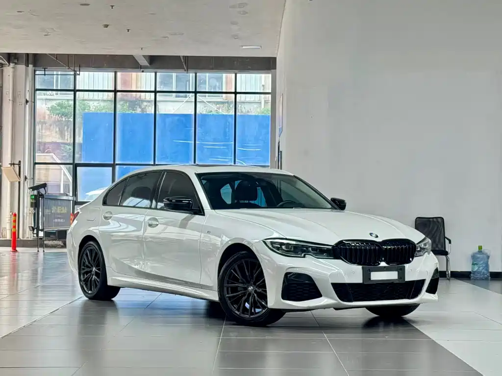 BMW 3 Series — миниатюра 3