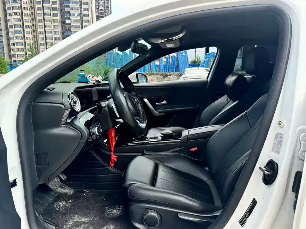 Mercedes-Benz A-Class A 2021 A 200 L Sport Fashion