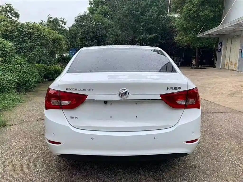 Buick Excelle — миниатюра 13