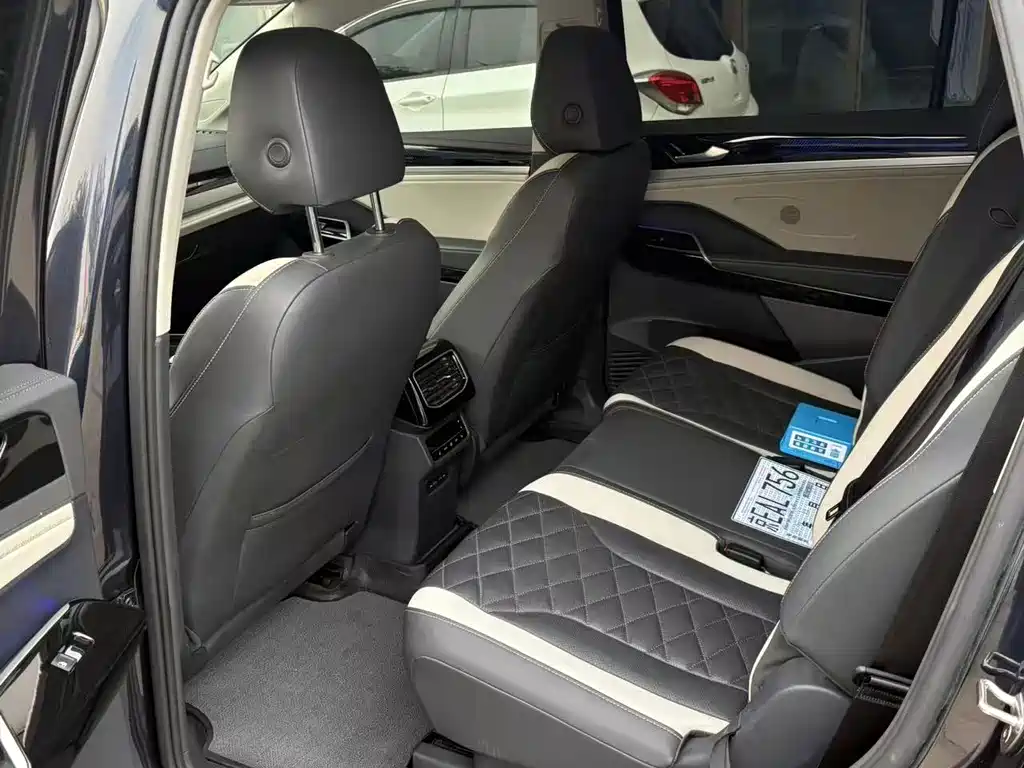 Volkswagen ID.6 Crozz — миниатюра 9