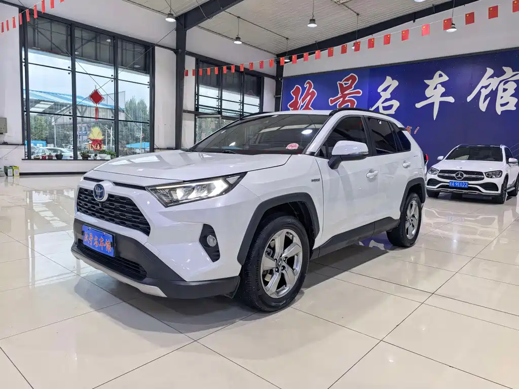 Toyota RAV4 — миниатюра 3