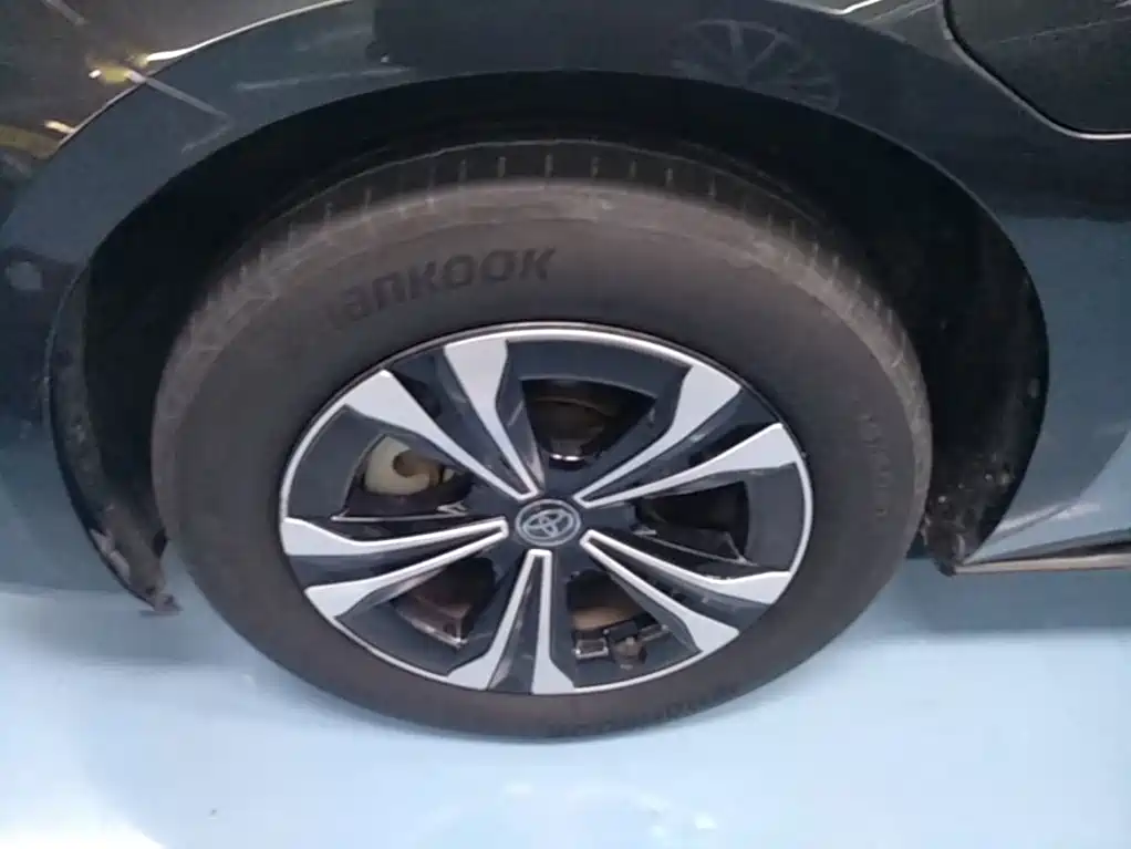 Toyota bZ4X — миниатюра 23