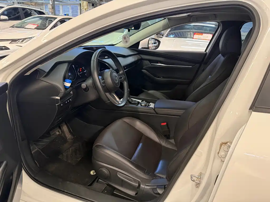 Mazda 3 Axela — миниатюра 7