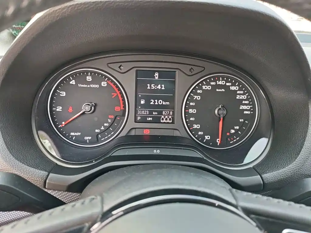Audi Q2L — миниатюра 12