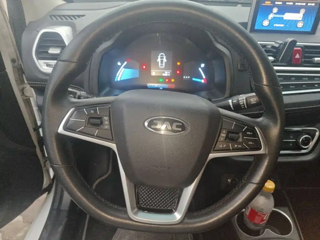 JAC JAC iEV6E — миниатюра 11