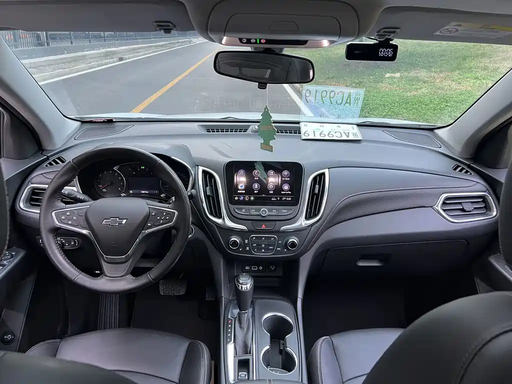 Chevrolet Equinox — миниатюра 5