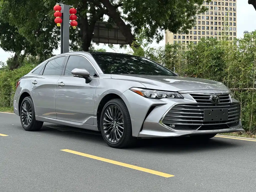 Toyota Avalon — миниатюра 3