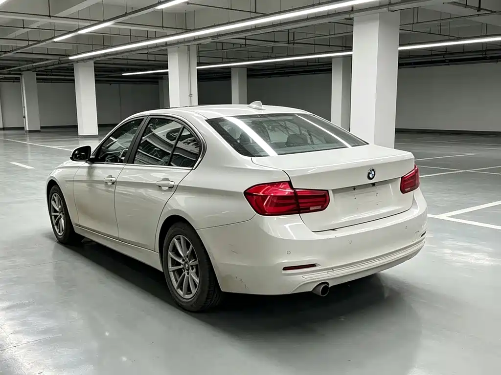 BMW 3 Series — миниатюра 10