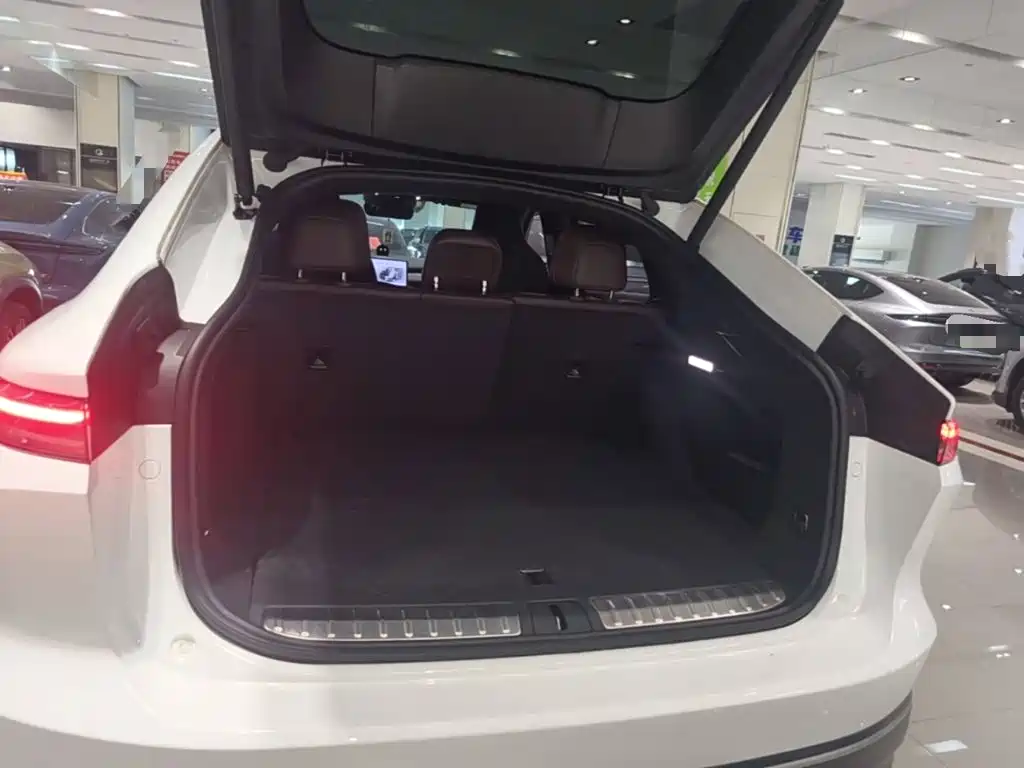 NIO EC7 — миниатюра 19