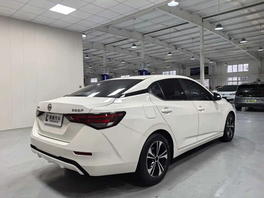 Nissan Sylphy — миниатюра 4