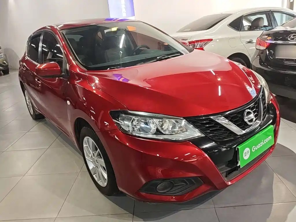Nissan Tiida — миниатюра 4