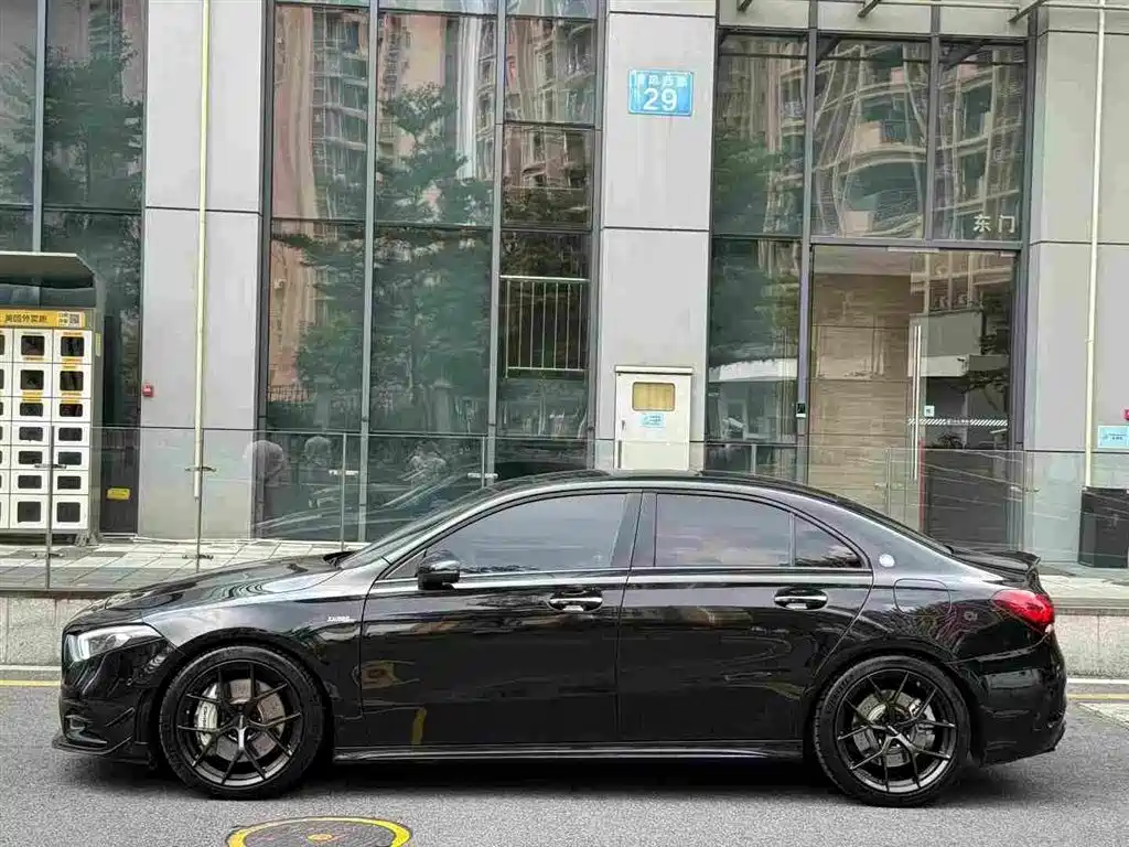 Mercedes-Benz A-Class AMG — миниатюра 3