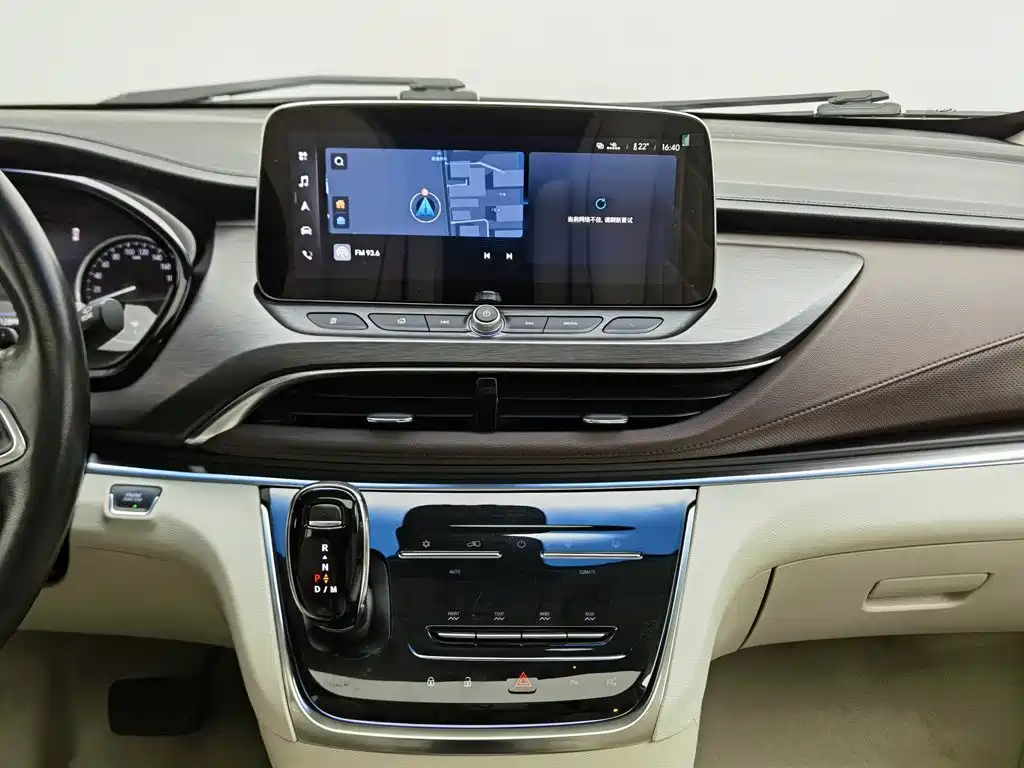 Buick GL8 — миниатюра 12