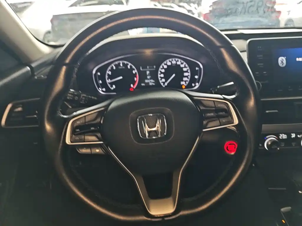 Honda Accord — миниатюра 11