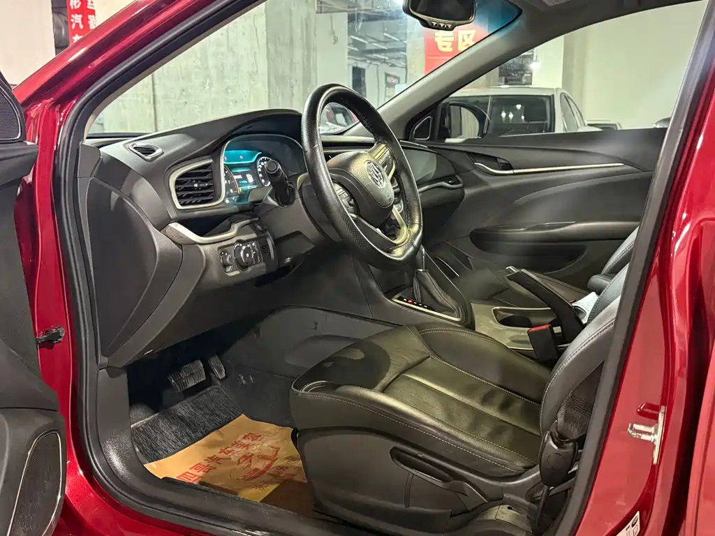 Buick Excelle — миниатюра 7