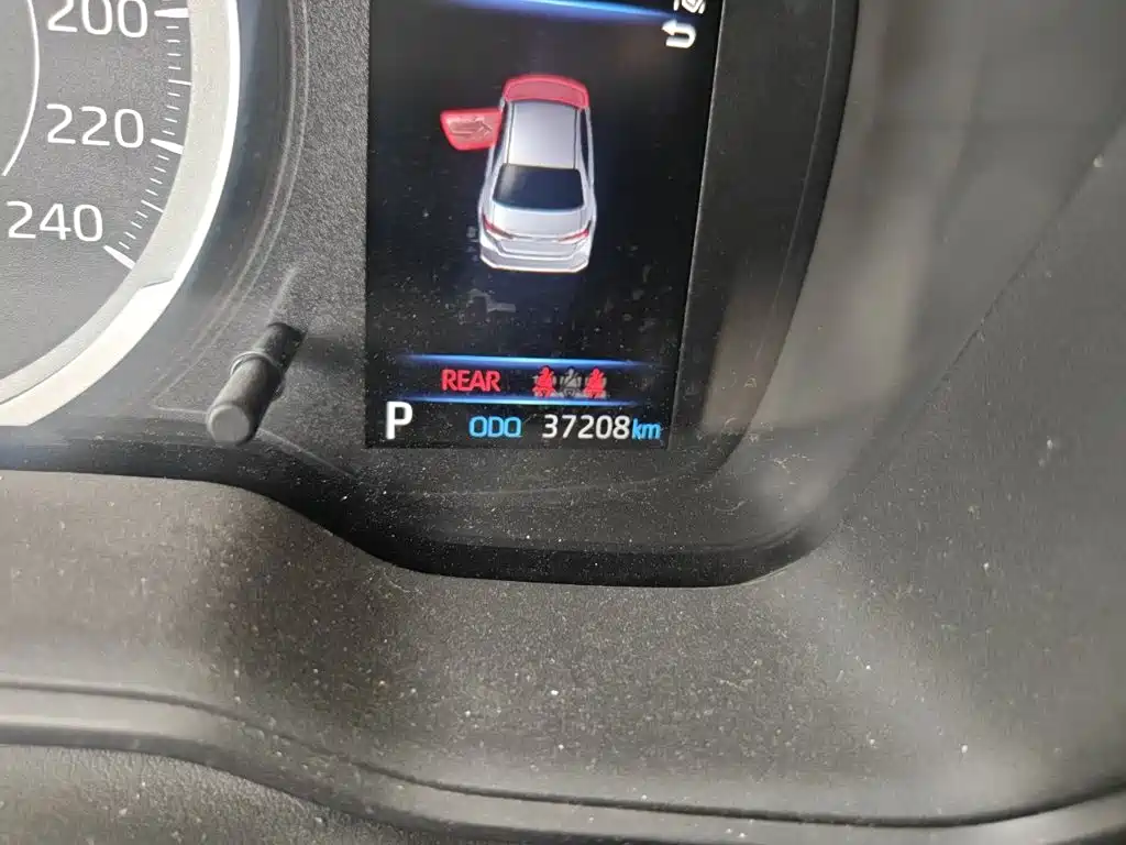Toyota Corolla — миниатюра 8