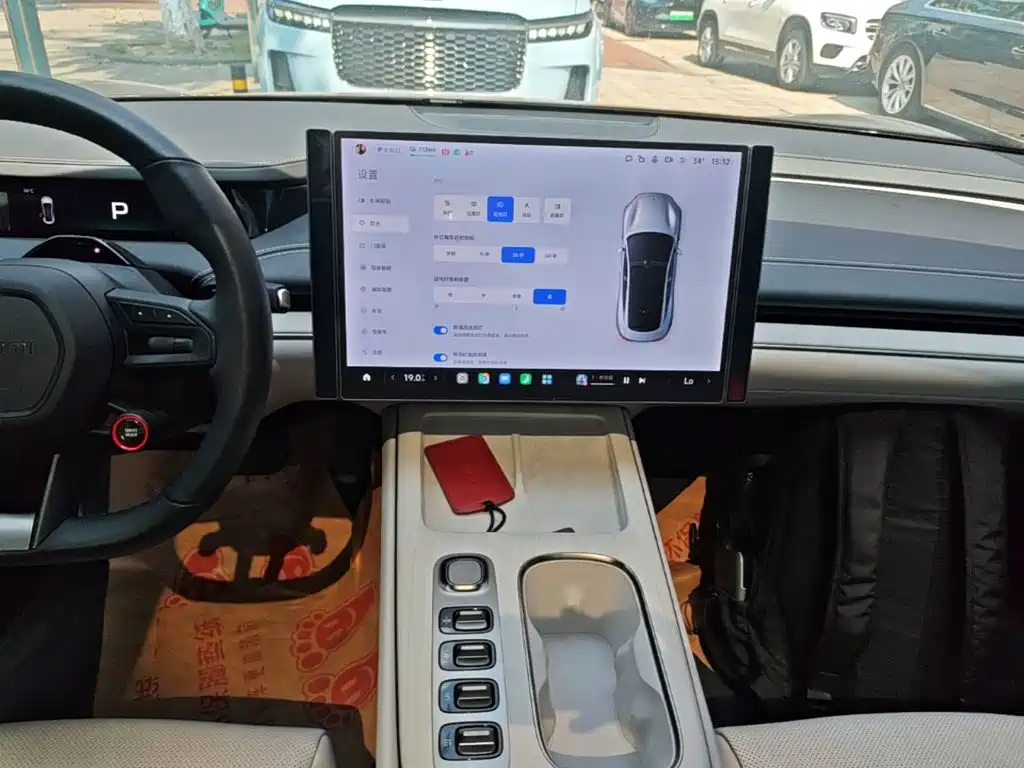 Xiaomi SU7 — миниатюра 13
