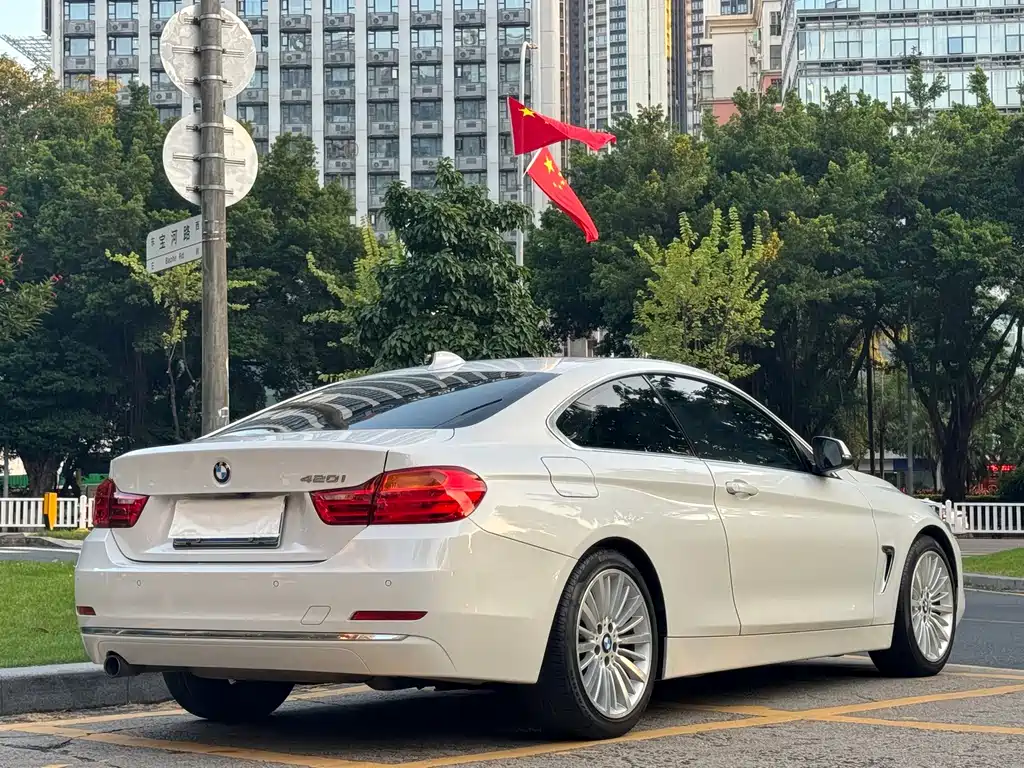 BMW 4 Series — миниатюра 17