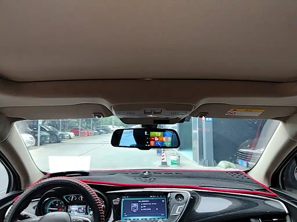 Buick Envision Plus — миниатюра 18