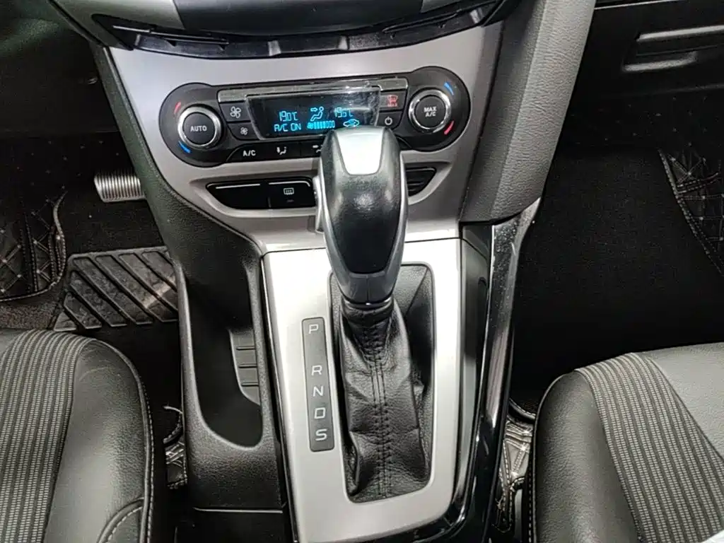 Ford Focus — миниатюра 14