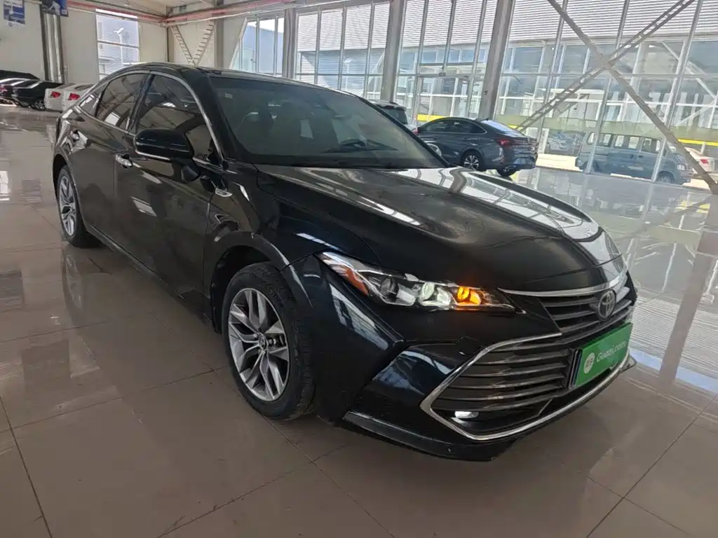Toyota Avalon — миниатюра 4