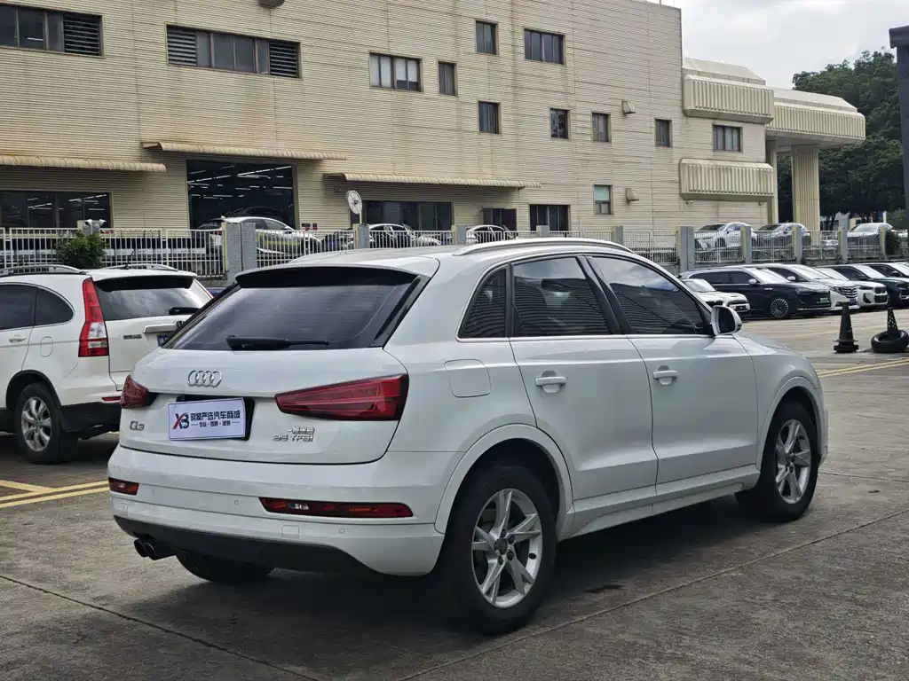 Audi Q3 — миниатюра 6