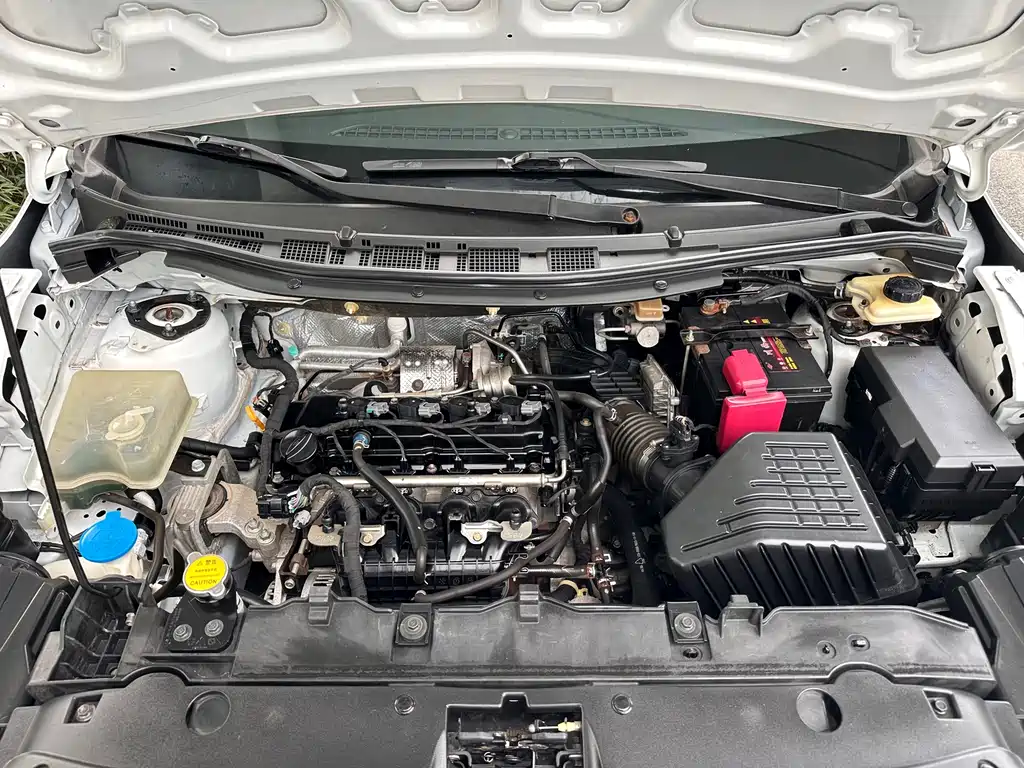 Haima Familia MPV — миниатюра 31