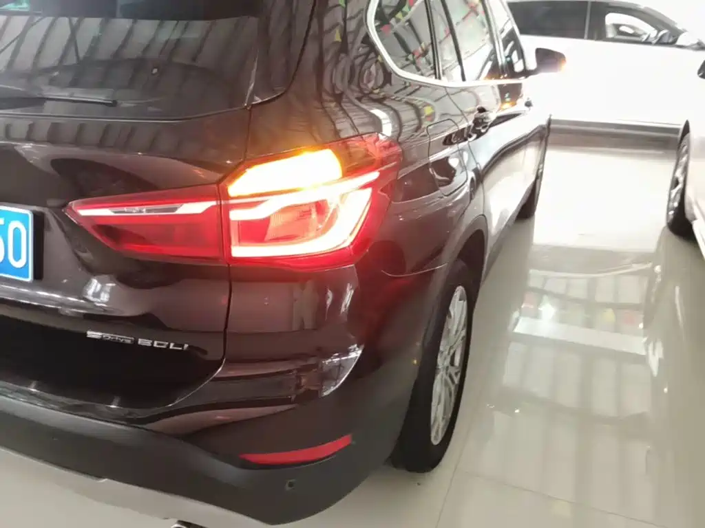 BMW X1 — миниатюра 8