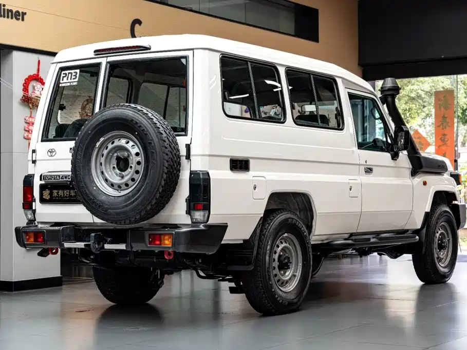 Toyota Prado (Import) — миниатюра 4
